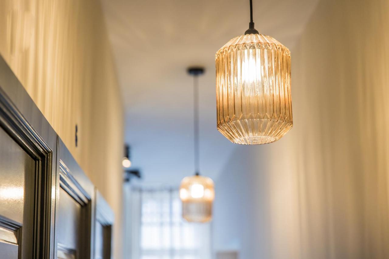 Excellent Listing 'Shiraz' Apartment Den Haag Bagian luar foto